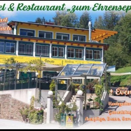 Gasthof Klug Zum Ehrensepp Modriach Buitenkant foto