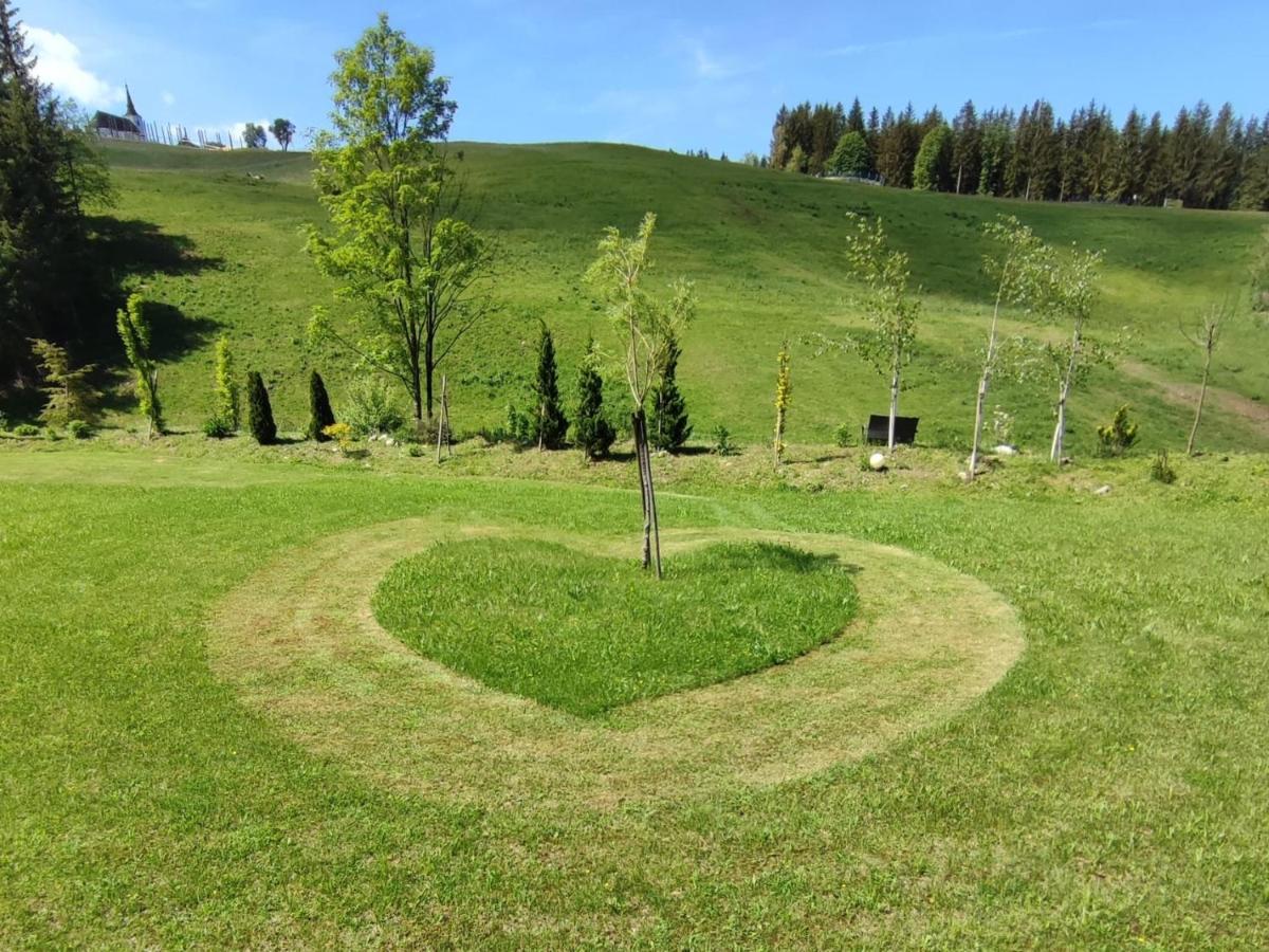 Gasthof Klug Zum Ehrensepp Modriach Buitenkant foto