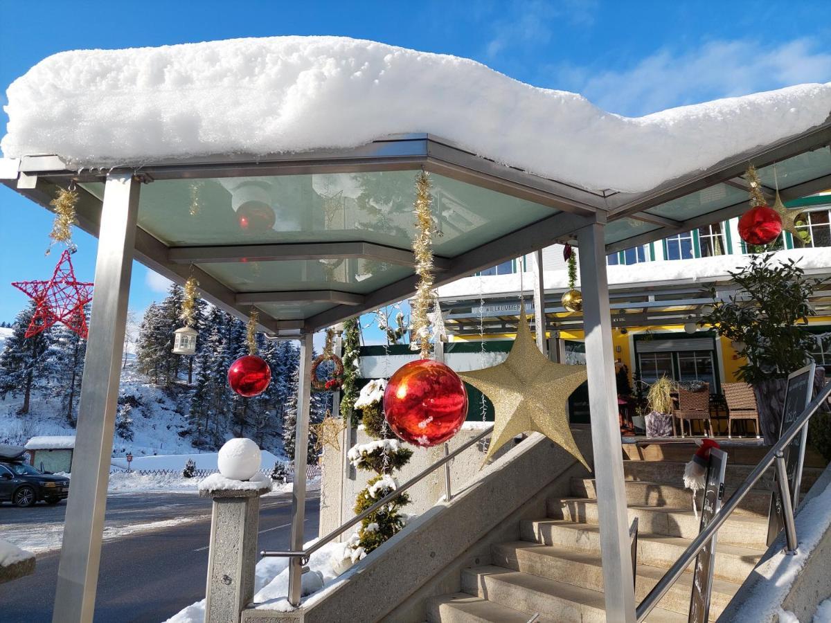 Gasthof Klug Zum Ehrensepp Modriach Buitenkant foto
